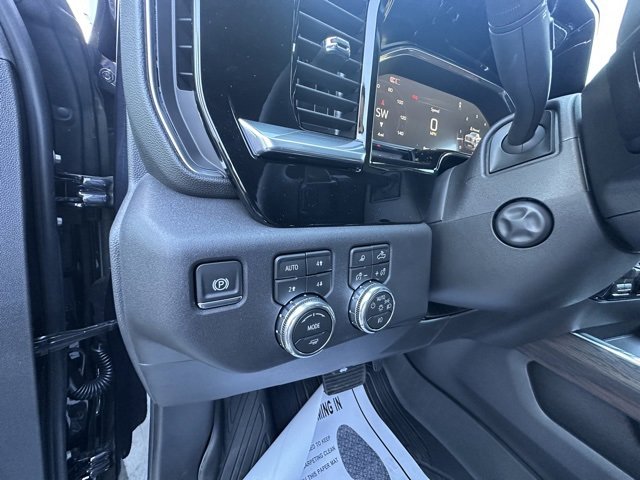 New 2026 GMC Sierra 1500 SLT image 16