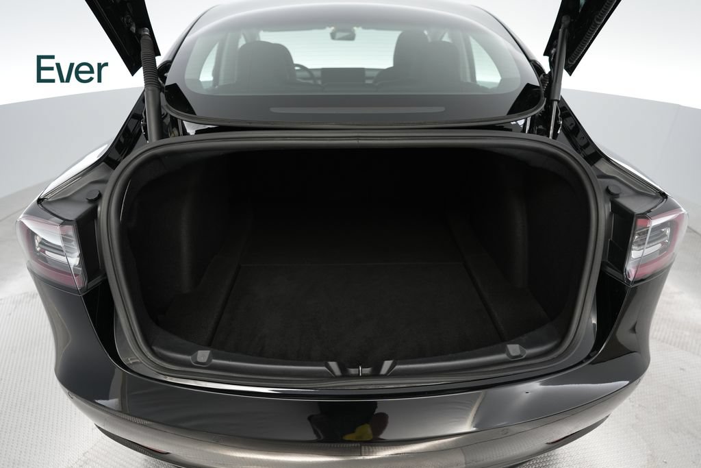 Used 2021 Tesla Model 3 Standard Range Plus RWD image 8