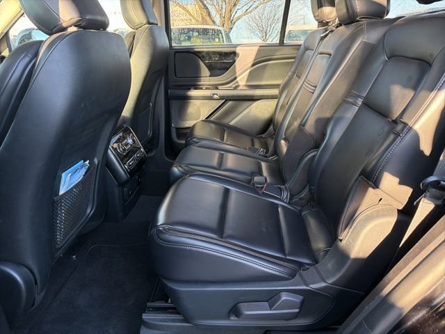 Used 2021 Lincoln Aviator AWD image 14