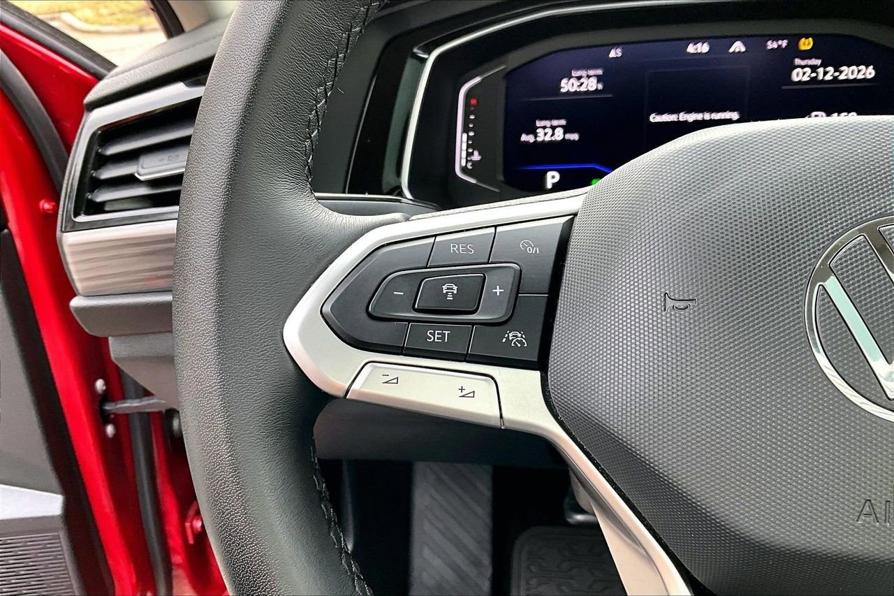 Used 2022 Volkswagen Jetta SEL image 30