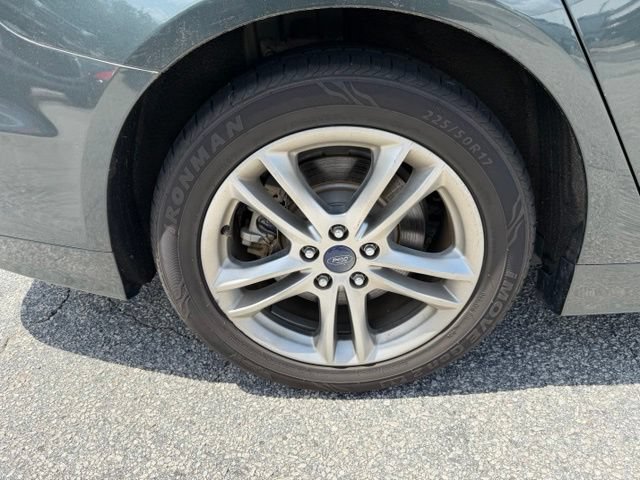 Used 2015 Ford Fusion Energi Titanium w/ Driver Assist Package FWD image 5