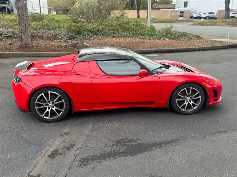 Used 2010 Tesla Roadster RWD image 6