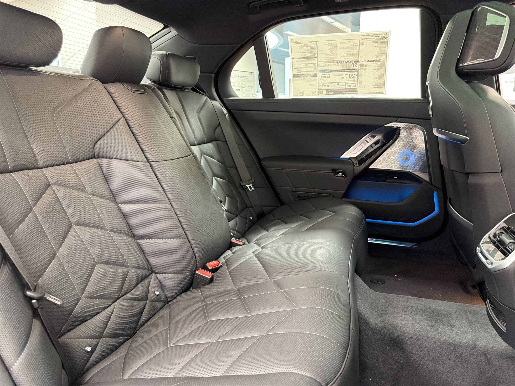 New 2026 BMW 760i xDrive w/ Executive Package AWD/4WD image 30