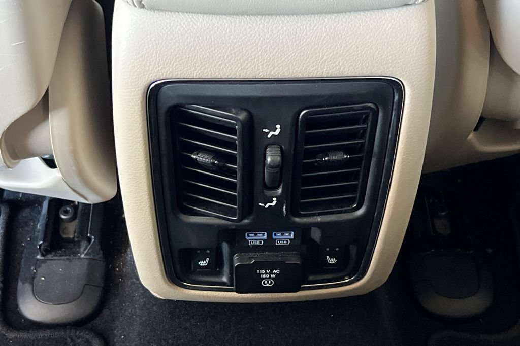 Used 2019 Jeep Grand Cherokee Limited w/ Luxury Group II AWD/4WD image 20