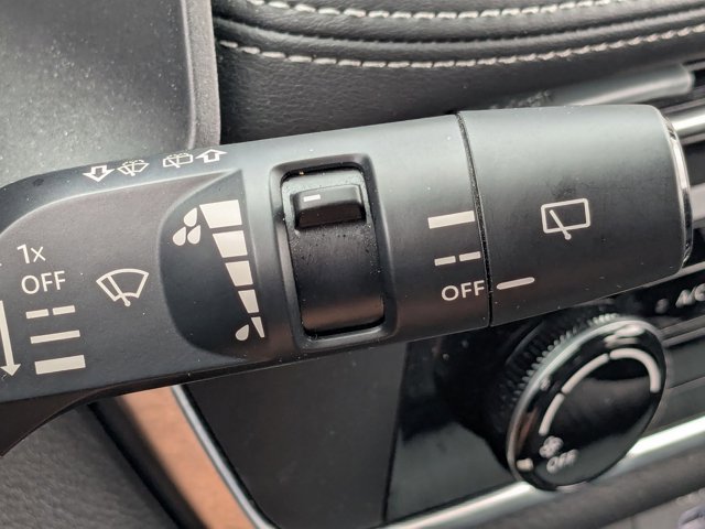 Used 2023 Nissan Rogue S image 14