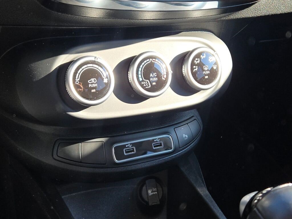 Used 2022 FIAT 500X Pop w/ Sport Appearance Package image 25