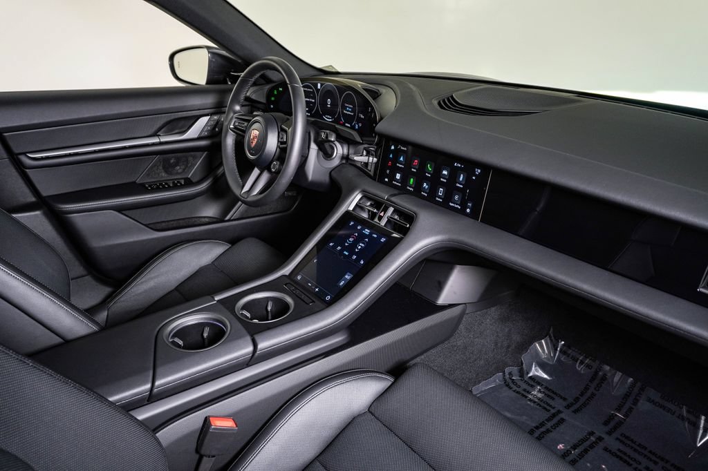 Certified 2025 Porsche Taycan AWD/4WD image 14