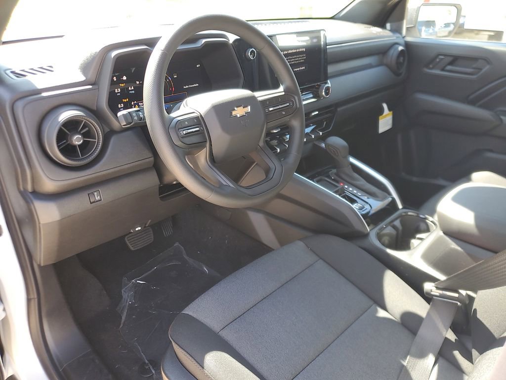 New 2026 Chevrolet Colorado W/T image 14