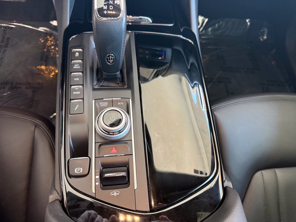 Certified 2023 Maserati Levante Modena AWD/4WD image 20
