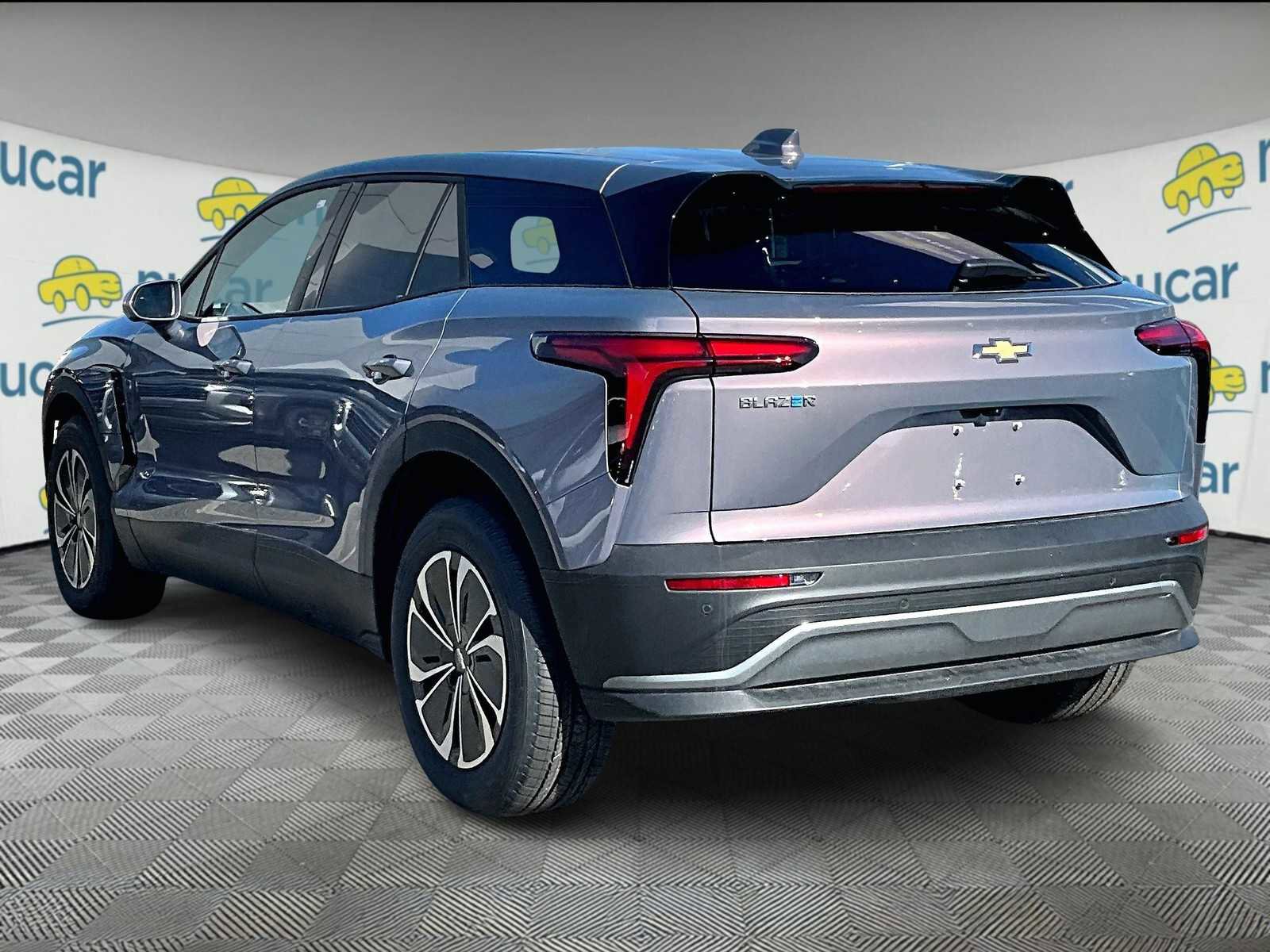 New 2025 Chevrolet Blazer EV LT image 5