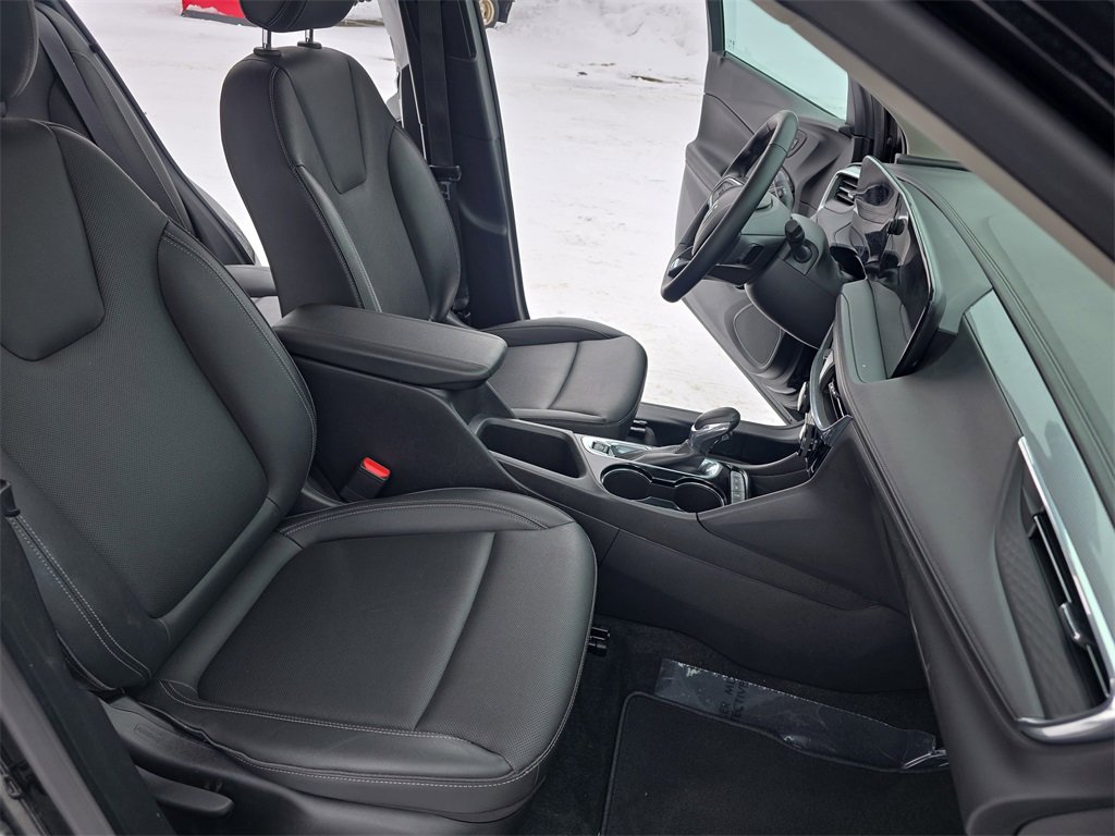 Certified 2024 Buick Encore GX Sport Touring image 10