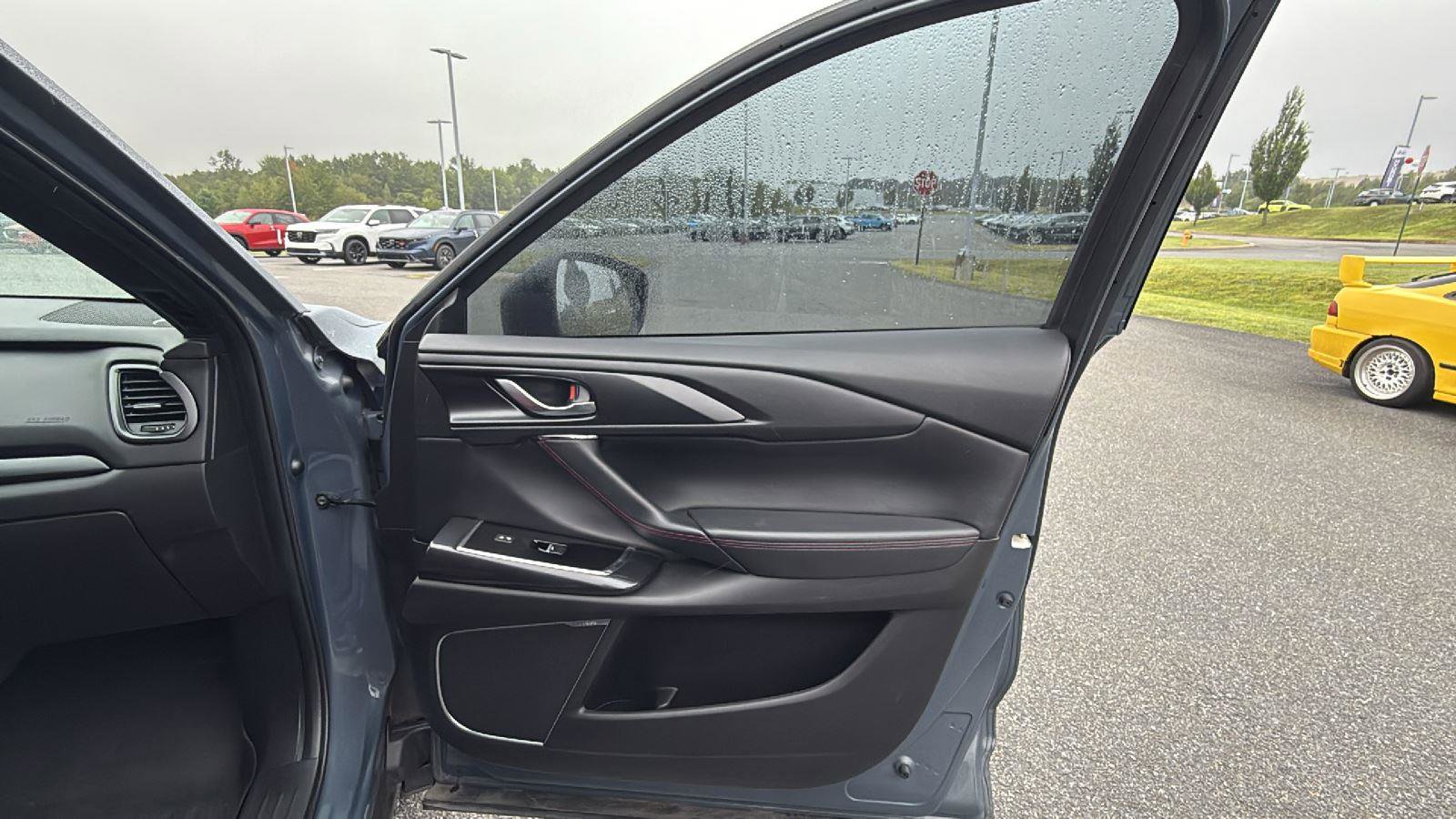 Certified 2022 MAZDA CX-9 Carbon Edition image 17