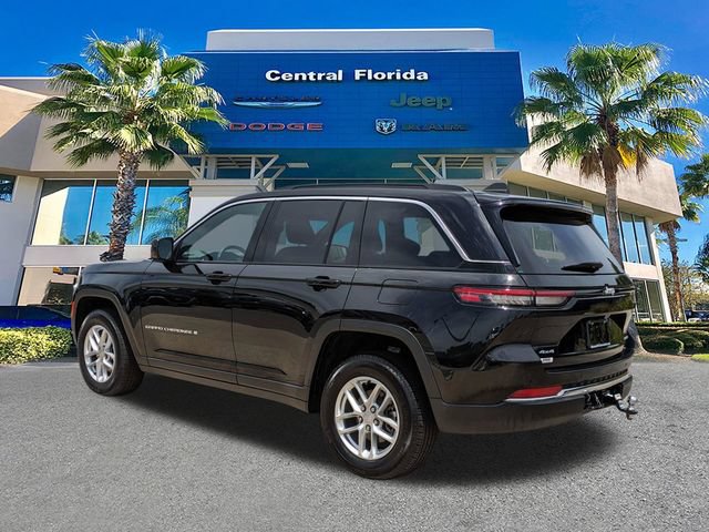 Certified 2024 Jeep Grand Cherokee Laredo X w/ Luxury Tech Group I AWD/4WD image 8