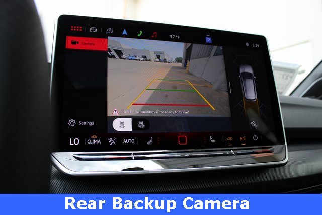 New 2025 Volkswagen GTI SE image 3