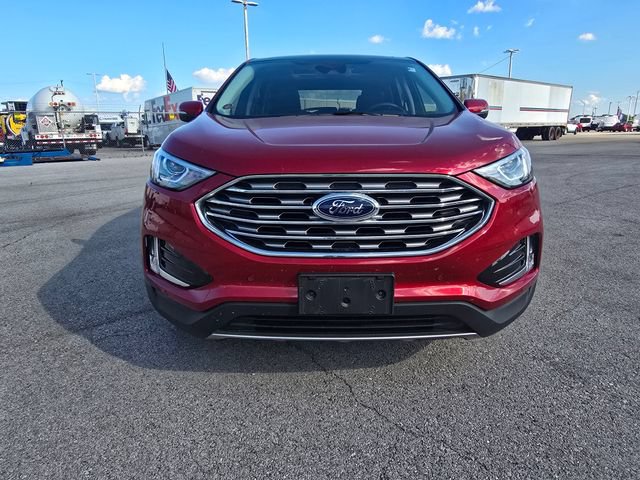 Used 2022 Ford Edge Titanium w/ Class II Trailer Tow Package AWD/4WD image 9