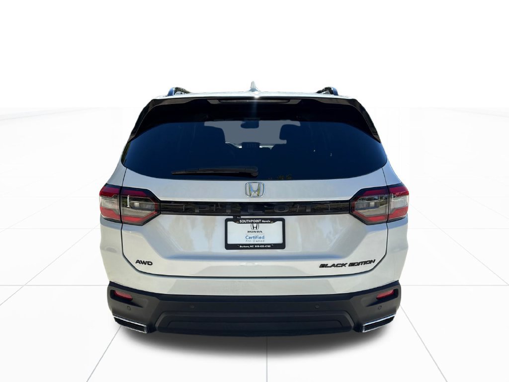 Certified 2025 Honda Pilot Black Edition image 7