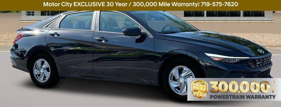 New 2025 Hyundai Elantra SE image 2