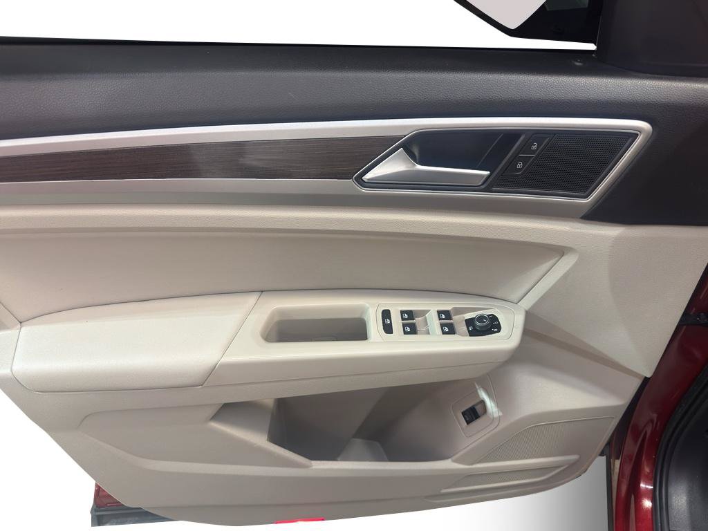 Used 2018 Volkswagen Atlas SEL AWD/4WD image 15