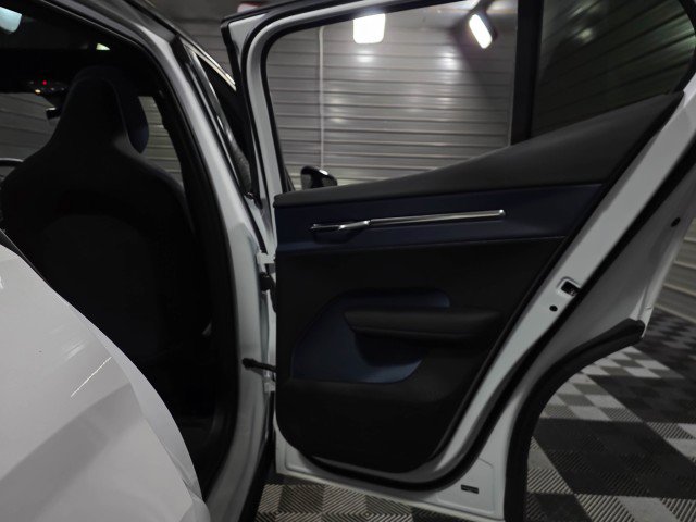 Used 2025 Volvo EX30 Plus image 31