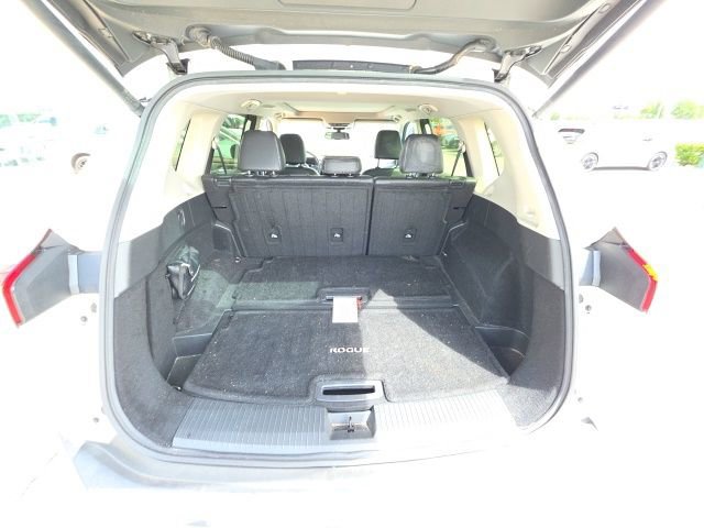 Used 2023 Nissan Rogue SL image 27