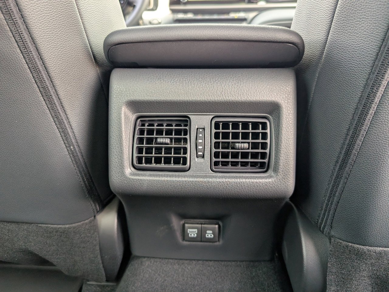 Used 2026 Toyota Camry SE FWD image 7