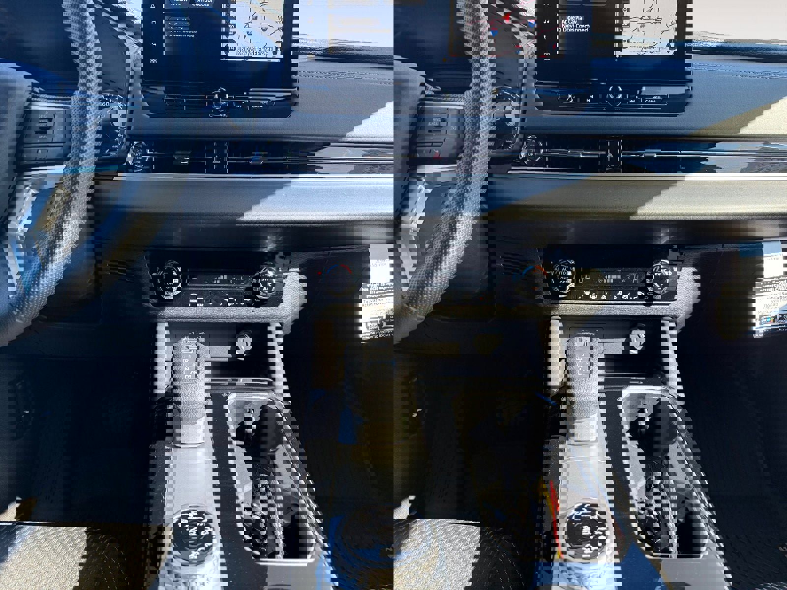 New 2025 Mitsubishi Outlander ES image 11