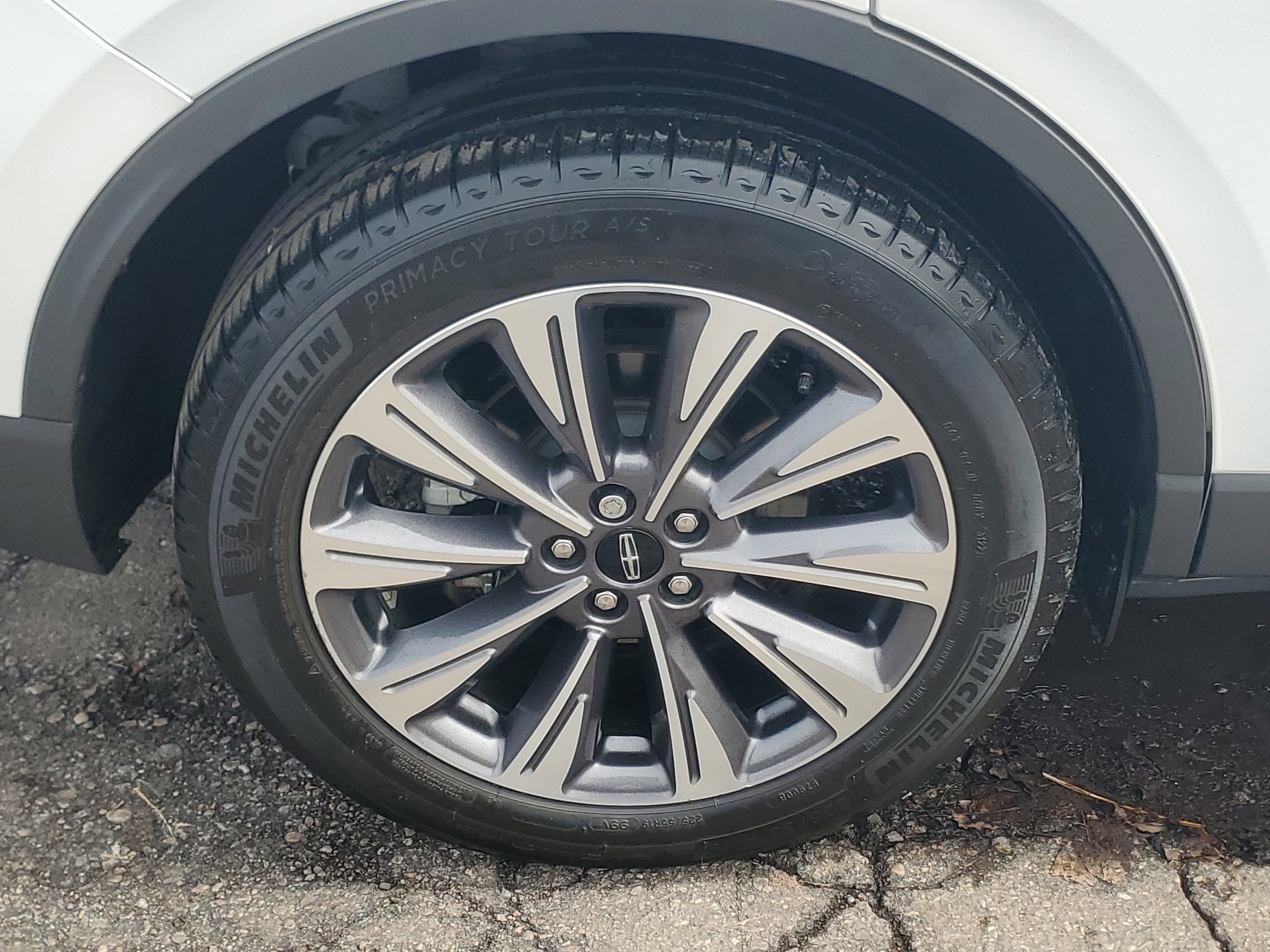 Certified 2022 Lincoln Corsair Reserve w/ Equipment Group 201A AWD/4WD image 7