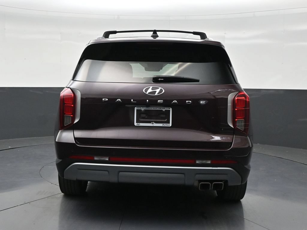 Used 2024 Hyundai Palisade SEL w/ Premium Package FWD image 4