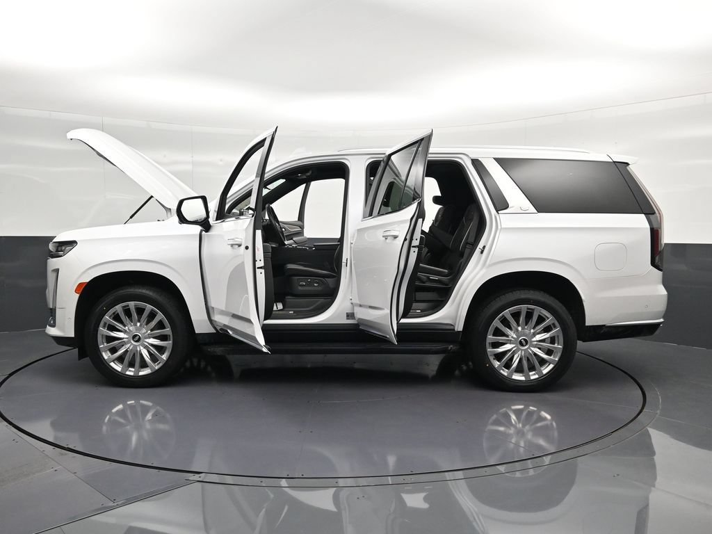 Used 2023 Cadillac Escalade Premium Luxury RWD image 41