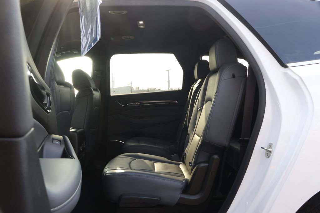 Used 2024 Buick Enclave Premium image 42
