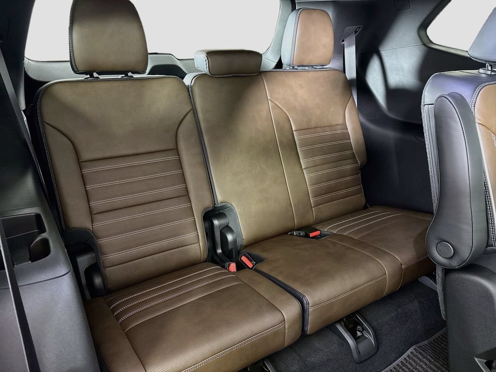 New 2026 GMC Acadia Denali Ultimate AWD/4WD image 28