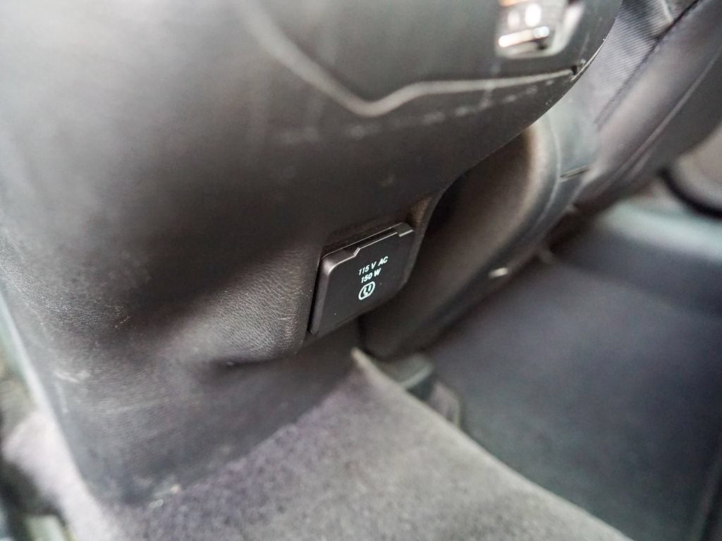 Used 2018 Jeep Cherokee Limited AWD/4WD image 17