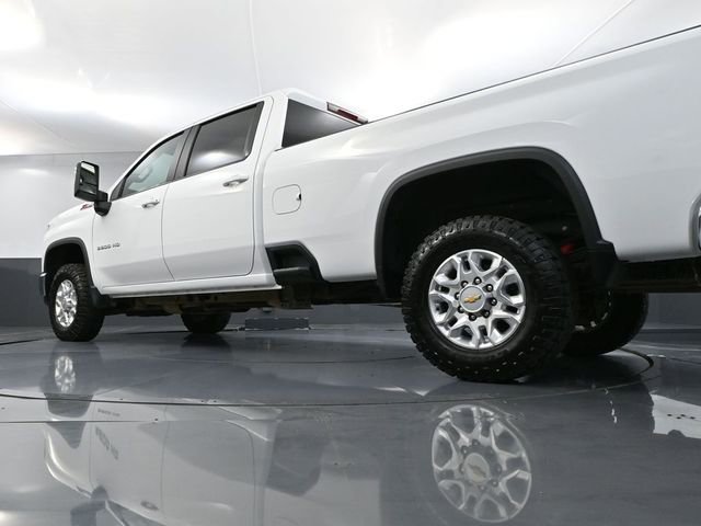 Used 2024 Chevrolet Silverado 3500 LT image 52