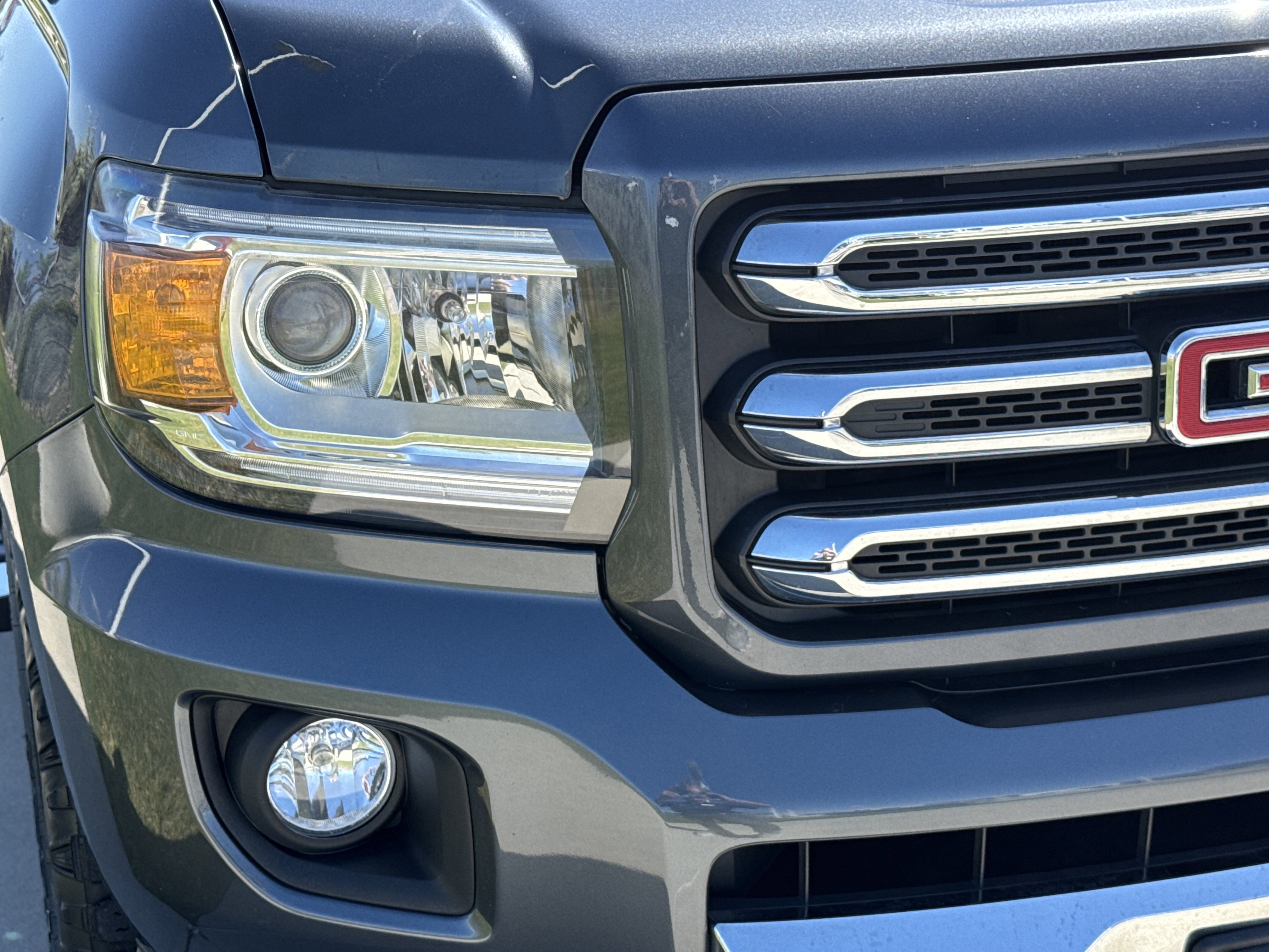 Used 2016 GMC Canyon SLE w/ All Terrain Package AWD/4WD image 10
