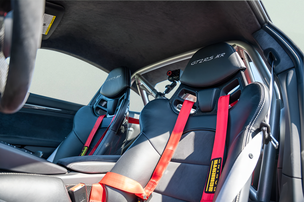 Used 2018 Porsche 911 GT2 RS RWD image 31