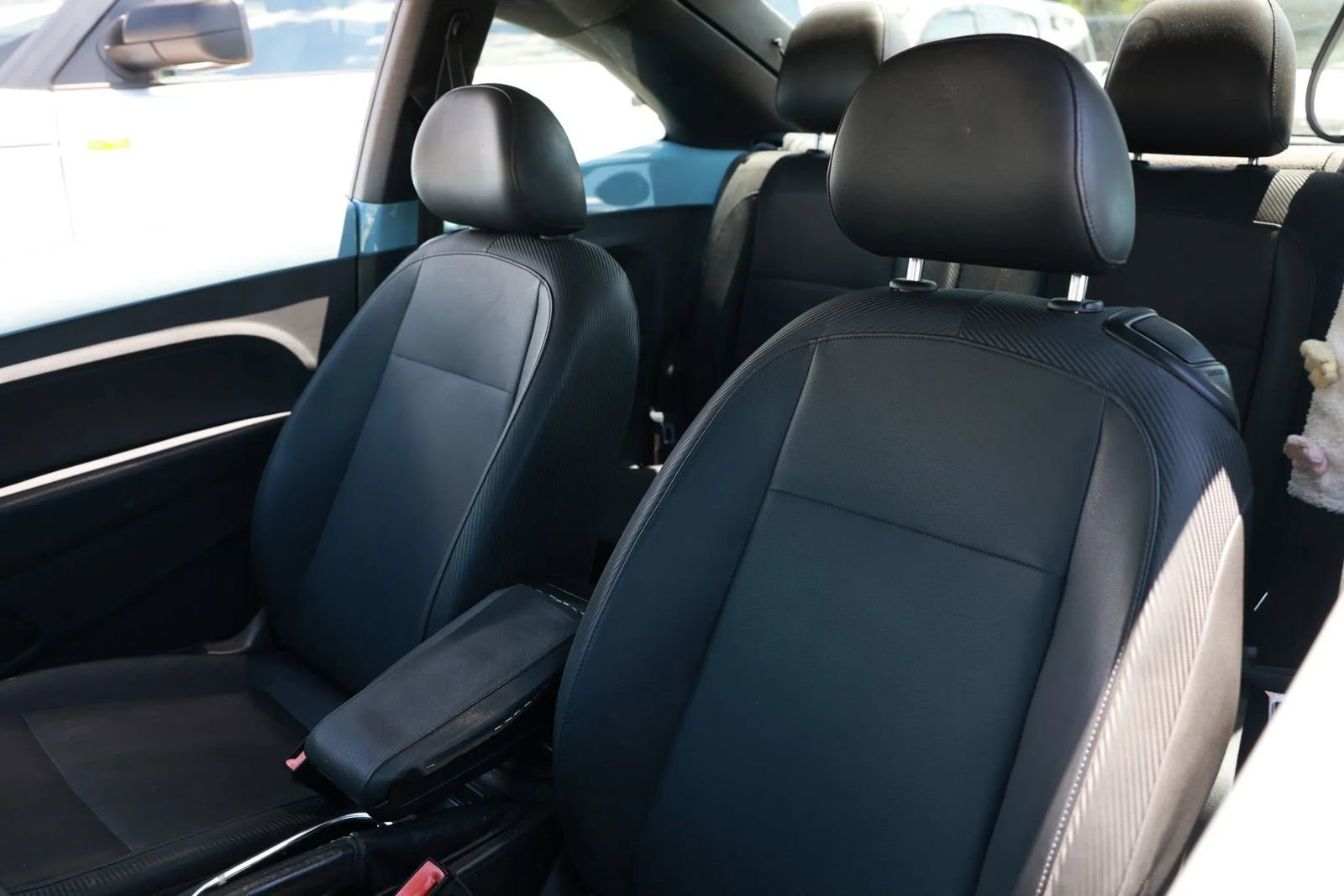 Used 2013 Volkswagen Beetle 2.5 image 13