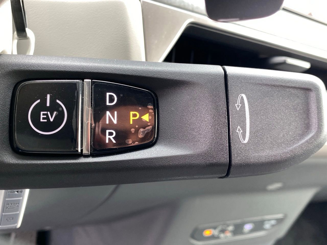 New 2026 Kia EV9 Wind image 16