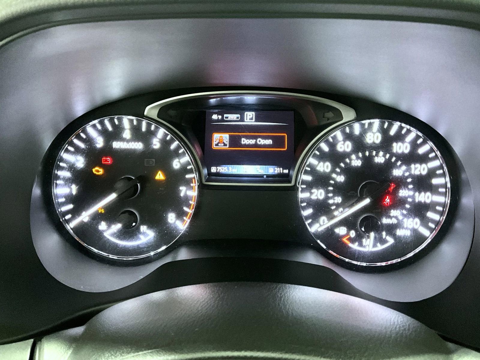 Used 2020 Nissan Pathfinder Platinum image 12