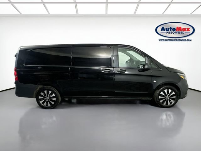 Used 2022 Mercedes-Benz Metris image 10