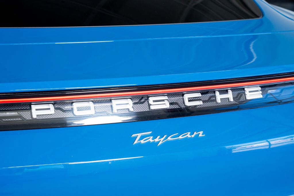 Used 2024 Porsche Taycan image 24