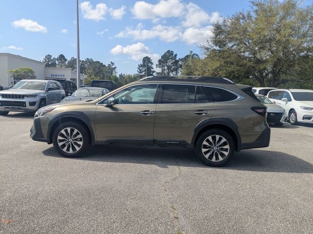 Used 2023 Subaru Outback Touring XT AWD/4WD image 6