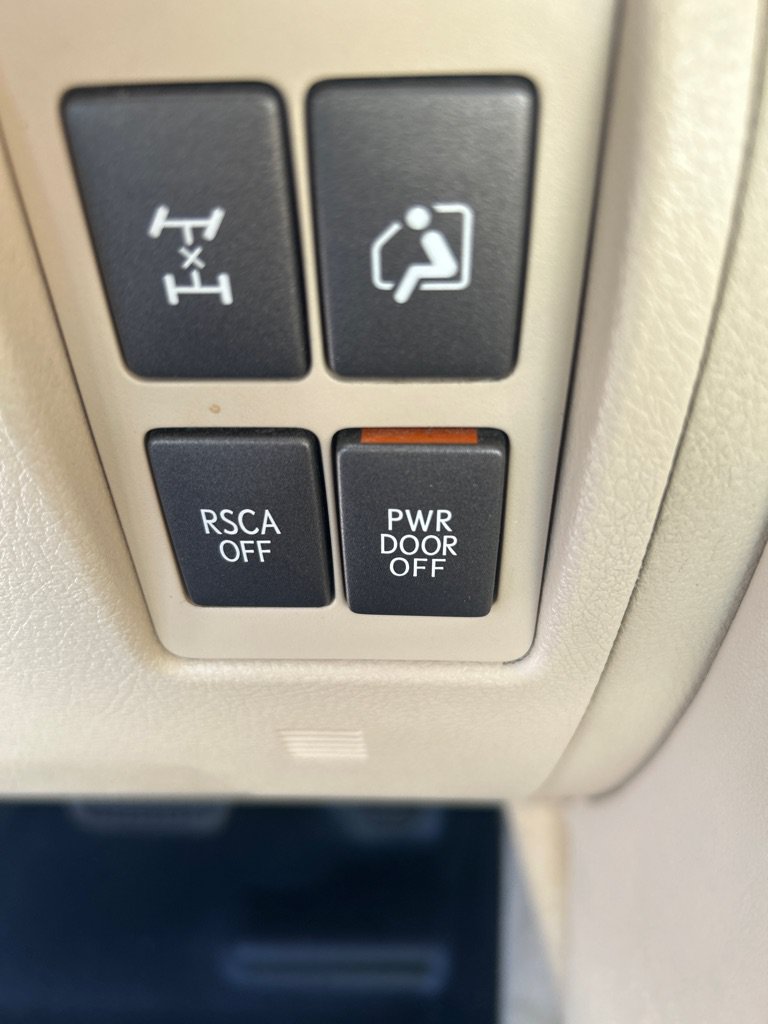 Used 2014 Lexus LX 570 4WD image 16