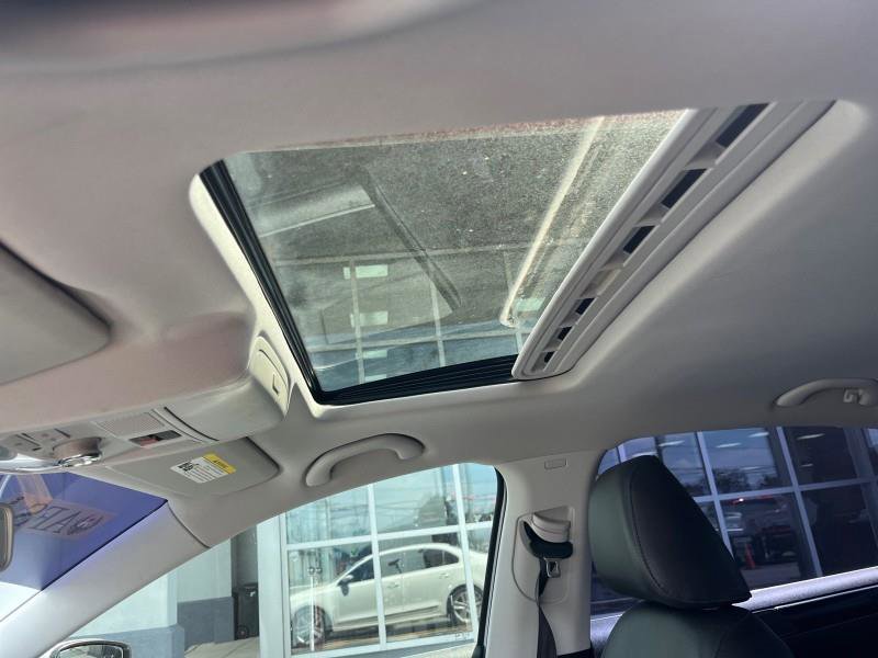 Used 2017 Volkswagen Jetta SEL image 12