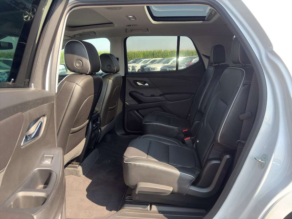 Used 2021 Chevrolet Traverse High Country AWD/4WD image 8