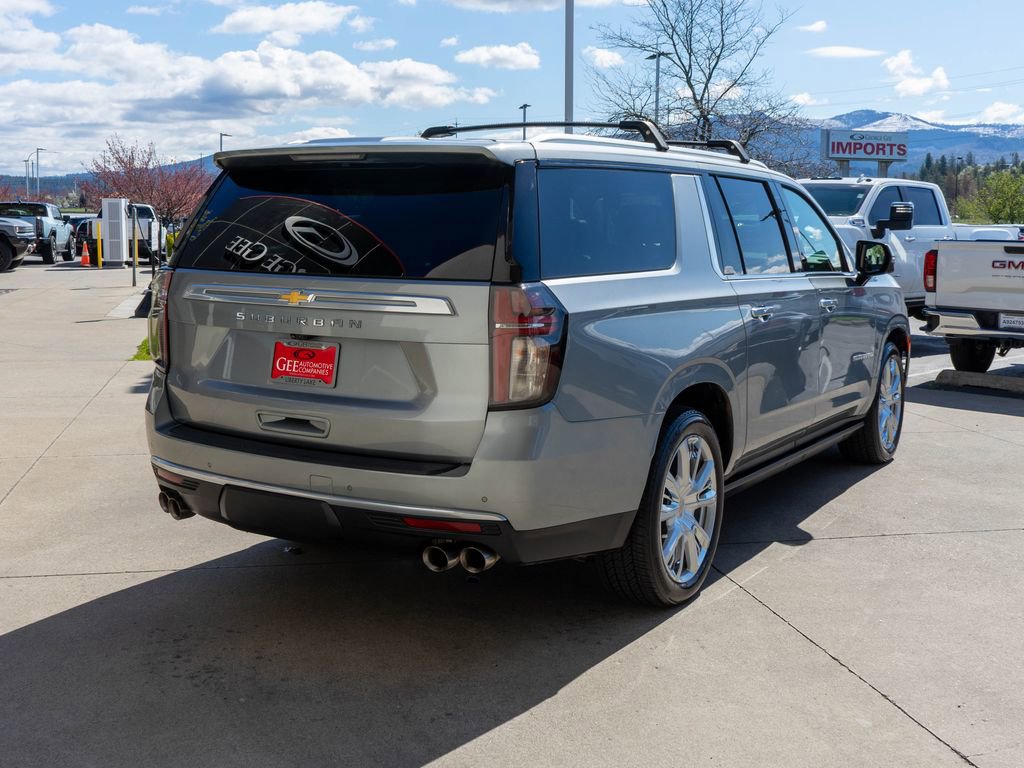 Used 2024 Chevrolet Suburban High Country image 7