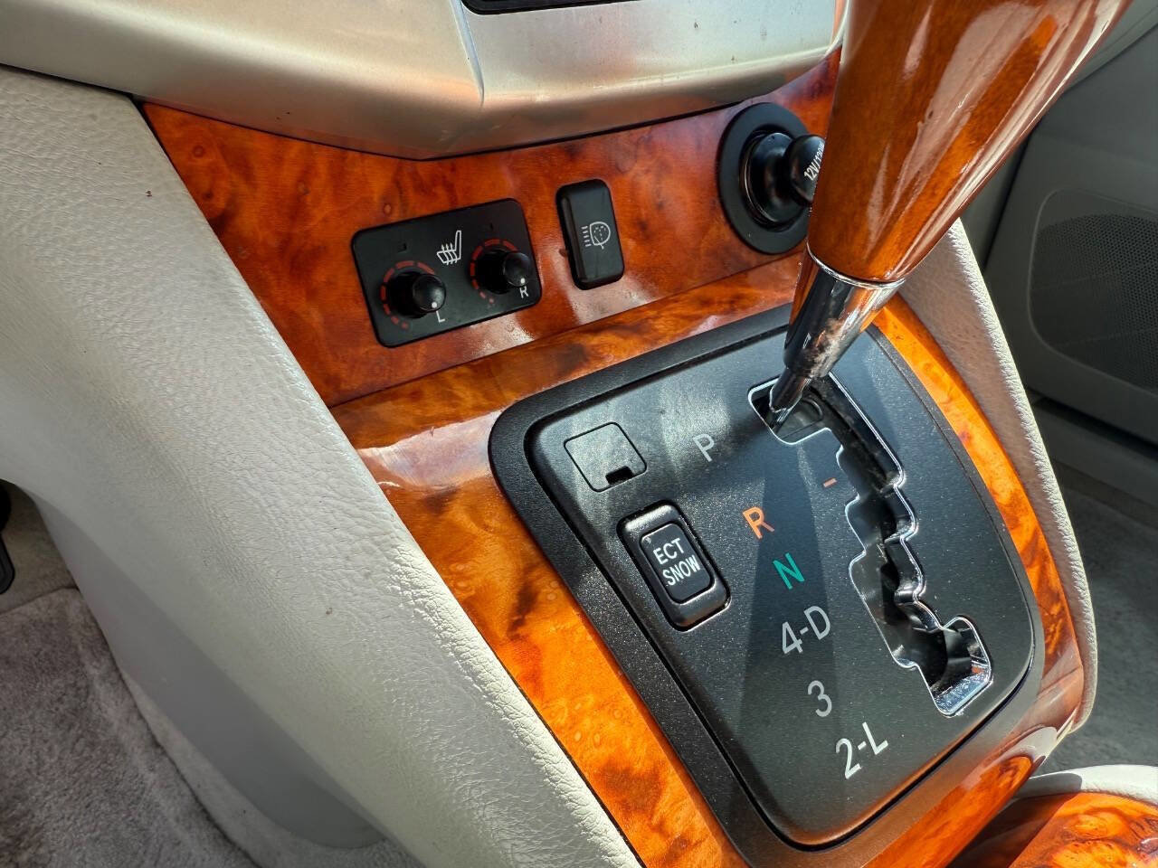 Used 2006 Lexus RX 330 FWD image 20