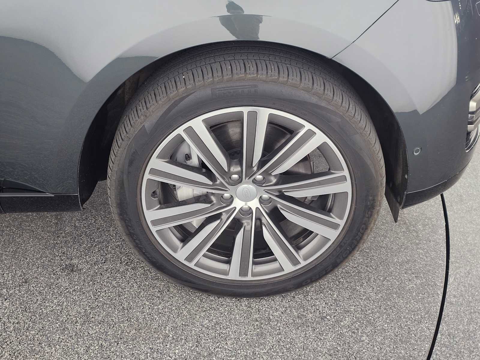 Used 2023 Land Rover Range Rover SE AWD/4WD image 9