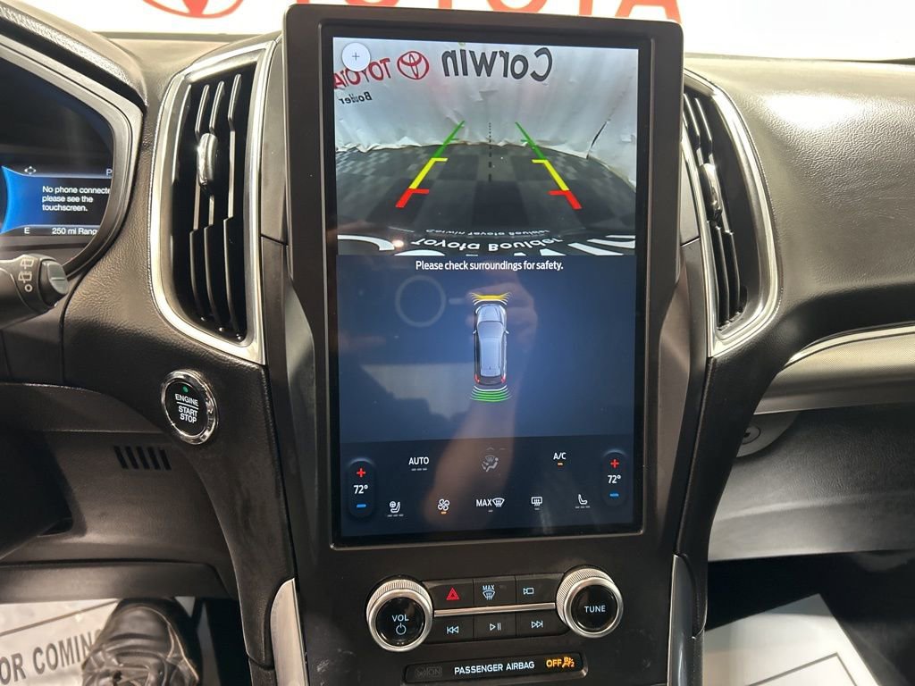 Used 2024 Ford Edge Titanium image 25