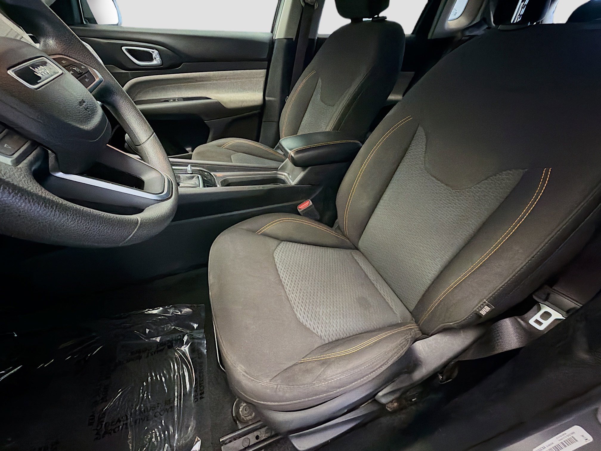 Used 2022 Jeep Compass Sport image 11