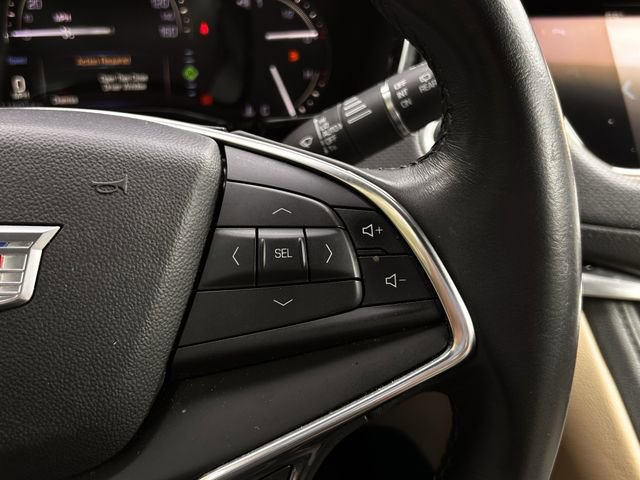 Used 2018 Cadillac XT5 FWD image 17